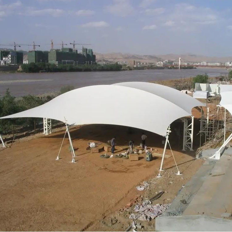 巴彦卓尔膜结构汽车棚